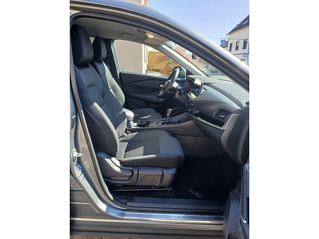 Nissan Qashqai 1.3 DIG-T  N-Connecta Navi Sitzheizung Anh&auml;ngerkupplung 1.3 DIG-T  N-Connecta Navi Sitzheizung Anh&auml;ngerkupplung