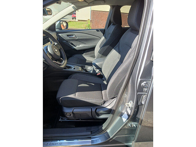 Nissan Qashqai 1.3 DIG-T  N-Connecta Navi Sitzheizung Anh&auml;ngerkupplung 1.3 DIG-T  N-Connecta Navi Sitzheizung Anh&auml;ngerkupplung