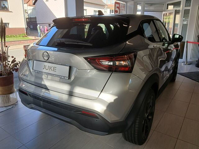 Nissan Juke 1.0 DIG-T Tekna Bose Soundsystem Navi Sitzheizung 1.0 DIG-T Tekna Bose Soundsystem Navi Sitzheizung