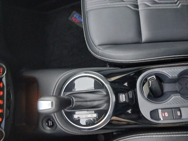 Nissan Juke 1.6 Hybrid Premiere Edition Automatik Navi Sitzheizung 1.6 Hybrid Premiere Edition Automatik Navi Sitzheizung
