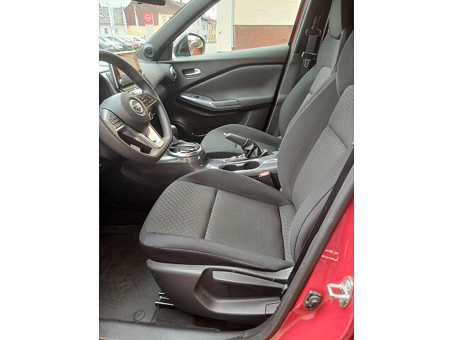 Nissan Juke 1.0 DIG-T Acenta Automatik AHK Navi Sitzheizung