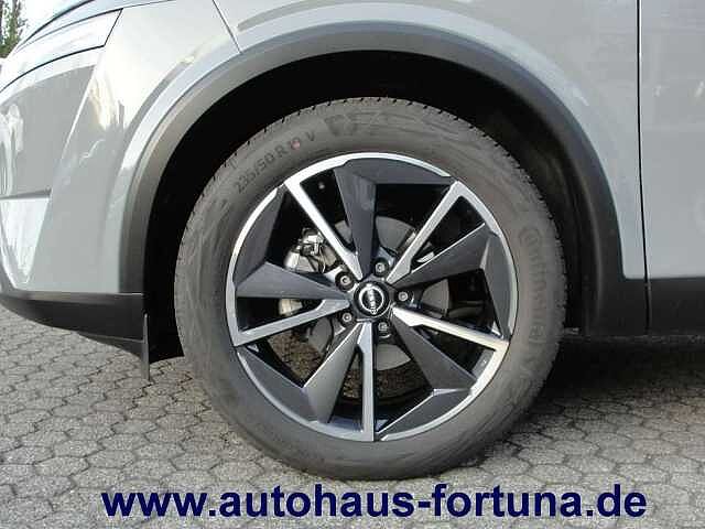 Nissan Qashqai Tekna 1.3 Automatic HUD Glasdach