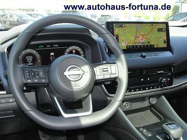 Nissan Qashqai Tekna 1.3 Automatic HUD Glasdach