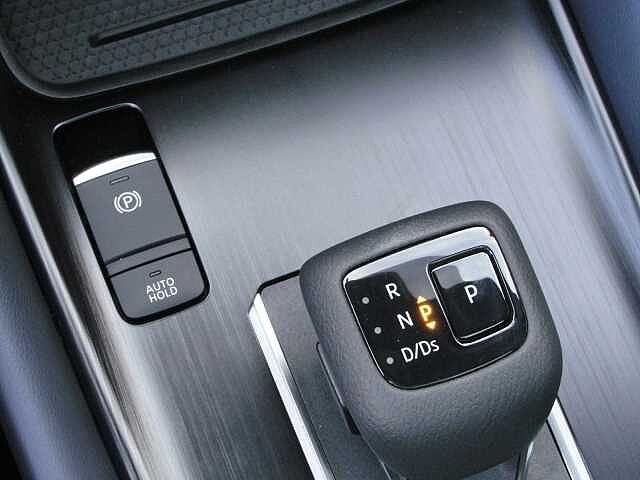 Nissan Qashqai Tekna 1.3 Automatic Glasdach AHK