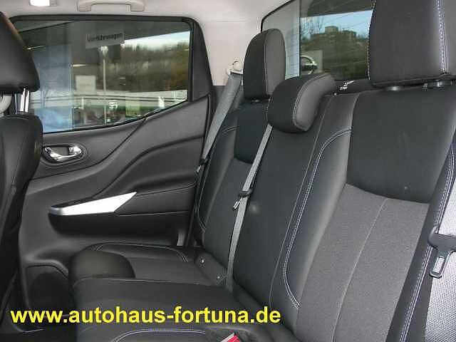 Nissan Navara 2.3 dci N-Guard Automatic LED Glasdach