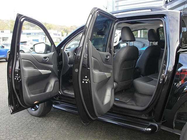 Nissan Navara 2.3 dci N-Guard Automatic LED Glasdach
