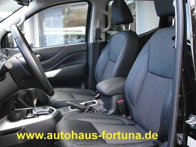 Nissan Navara 2.3 dci N-Guard Automatic LED Glasdach