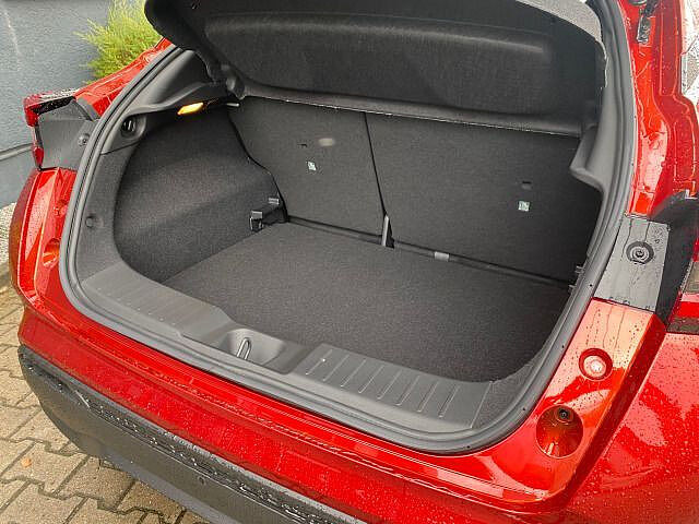 Nissan Juke Tekna 1,6 Hybrid Navi, Kamera, Winterpaket