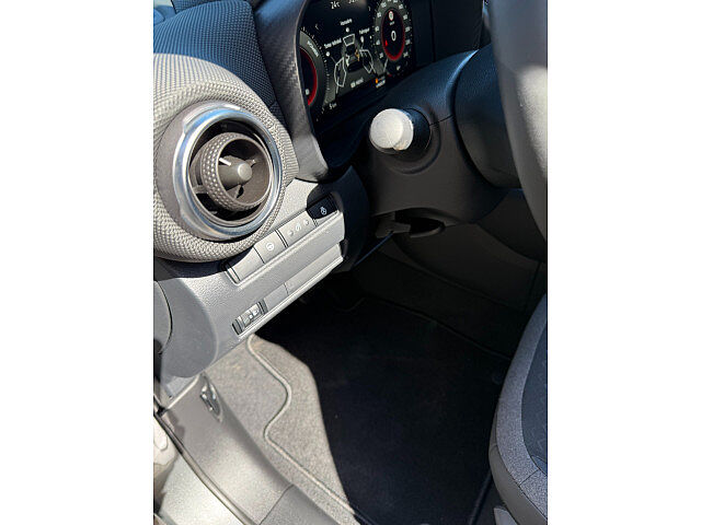 Nissan Juke 1,6 Hybrid N-Connecta, Navi, Klima, Kamera N-CONNECTA