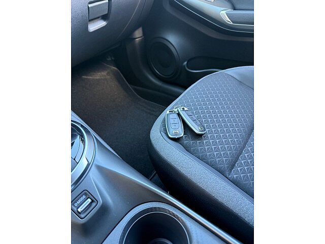 Nissan Juke 1,6 Hybrid N-Connecta, Navi, Klima, Kamera N-CONNECTA