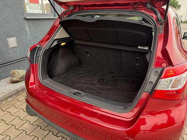 Nissan Pulsar 1,6 DIG-T Tekna Navi, Klima, Kamera