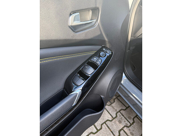 Nissan Juke 1,6 Hybrid N-Sport , Navi Klima, Bose Sport