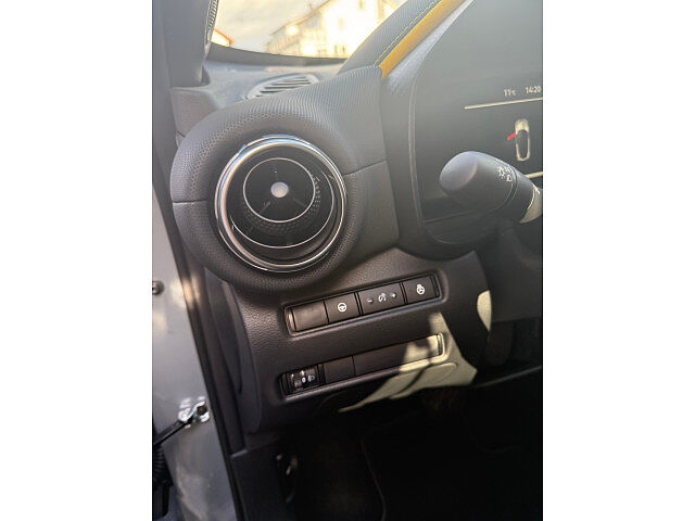 Nissan Juke 1,6 Hybrid N-Sport , Navi Klima, Bose Sport