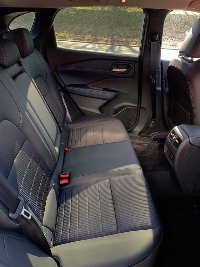 Nissan Qashqai Nissan Qashqai N-CONNECTA 1.3 DIG-T MHEV 6MT 4x2