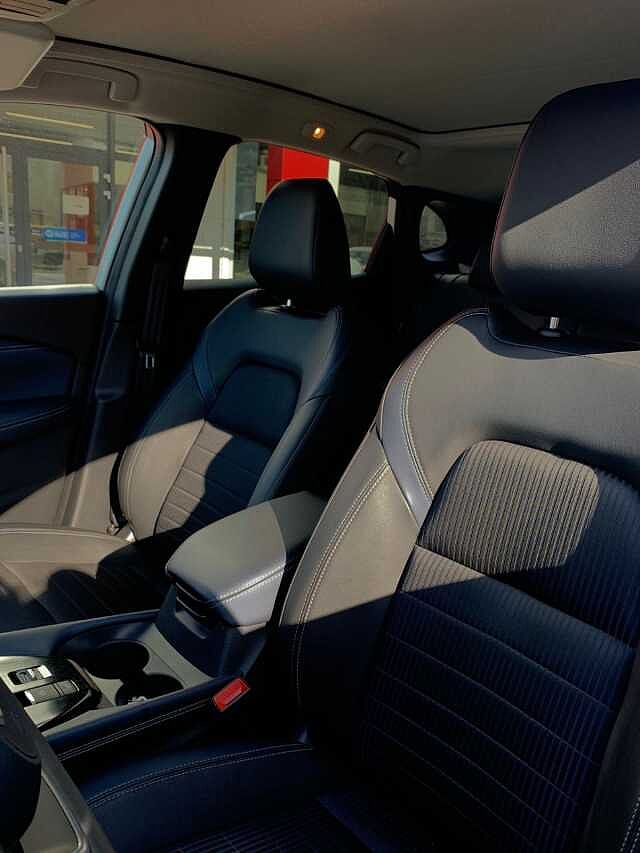 Nissan Qashqai Nissan Qashqai N-CONNECTA 1.3 DIG-T MHEV 6MT 4x2