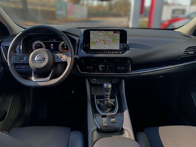 Nissan Qashqai Nissan Qashqai N-CONNECTA 1.3 DIG-T MHEV 6MT 4x2