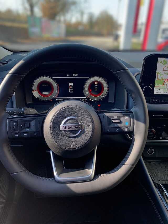 Nissan Qashqai Nissan Qashqai N-CONNECTA 1.3 DIG-T MHEV 6MT 4x2