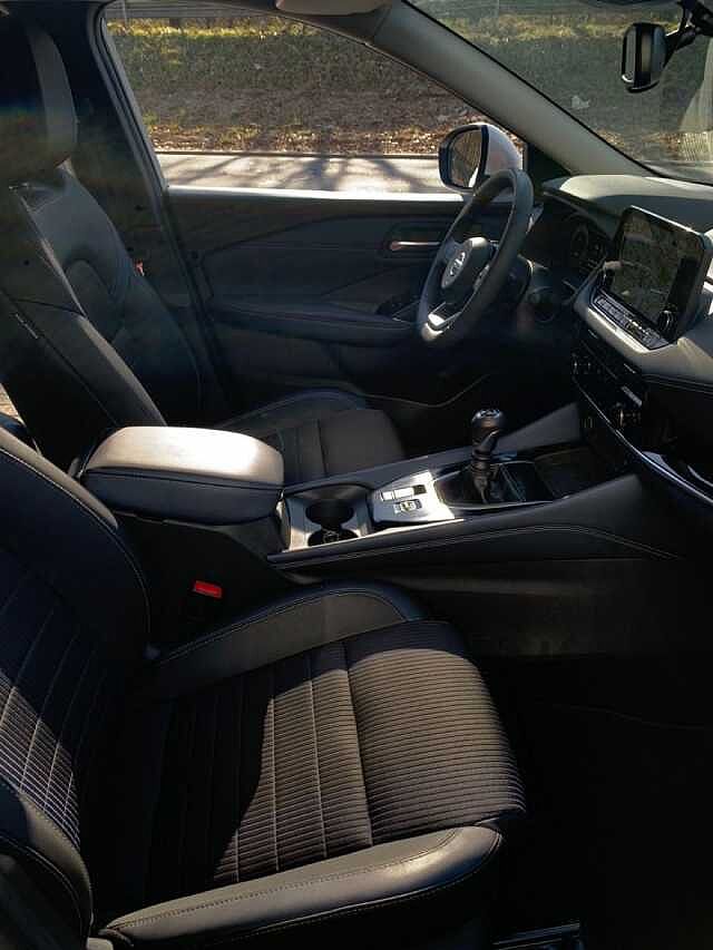 Nissan Qashqai Nissan Qashqai N-CONNECTA 1.3 DIG-T MHEV 6MT 4x2