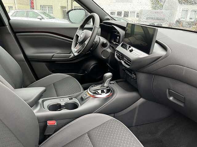 Nissan Juke 1.0 DIG-T DCT N-Connecta, LED, Winterp., Navi