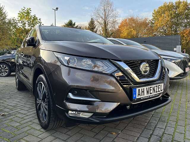 Nissan Qashqai 1.3 DIG-T 160 PS N-Connecta Kamera,Navi,Winter