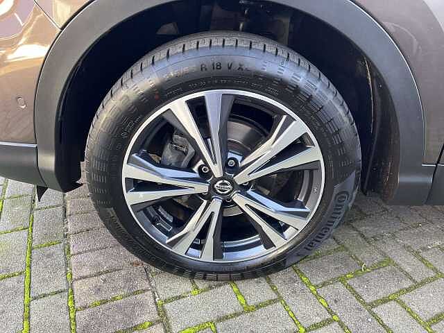 Nissan Qashqai 1.3 DIG-T 160 PS N-Connecta Kamera,Navi,Winter