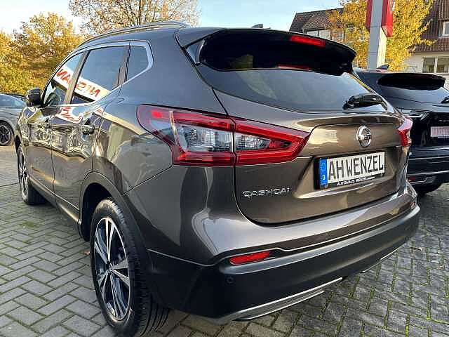 Nissan Qashqai 1.3 DIG-T 160 PS N-Connecta Kamera,Navi,Winter