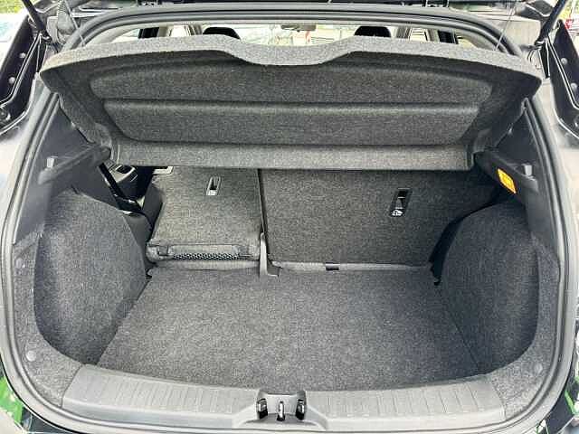 Nissan Micra N-WAY 101PS 5-Gang*ALU*PDC*RFK*SHZ*Allwetter N-WAY 101PS 5-Gang*ALU*PDC*RFK*SHZ*Allwetter