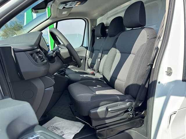 Nissan Primastar 2,8t dCi 130 DPF L1H1*AHK*RFK ACENTA