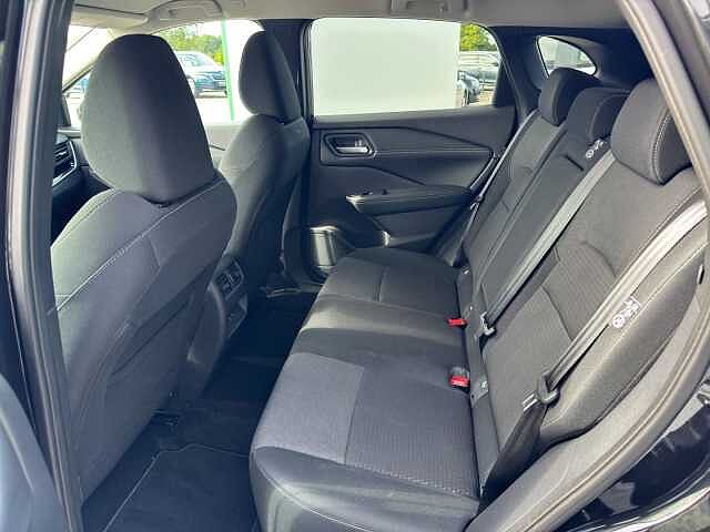 Nissan Qashqai 1.5 VC-T N-Connecta*360&deg;Cam*NAVI*eHeck N-CONNECTA