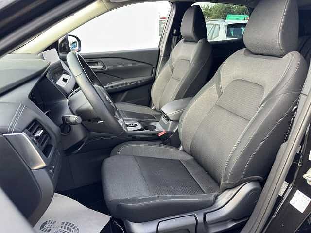 Nissan Qashqai 1.5 VC-T N-Connecta*360&deg;Cam*NAVI*eHeck N-CONNECTA