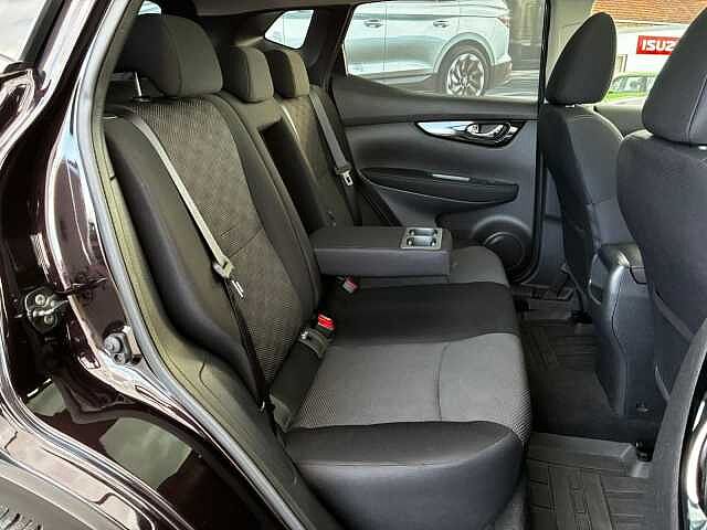 Nissan Qashqai 115PS 6-Gang*360°Cam*NAVI*AHK* 360