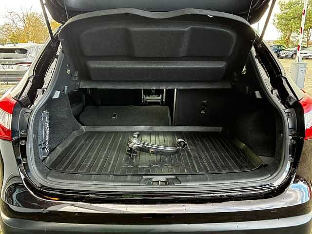 Nissan Qashqai 115PS 6-Gang*360°Cam*NAVI*AHK* 360