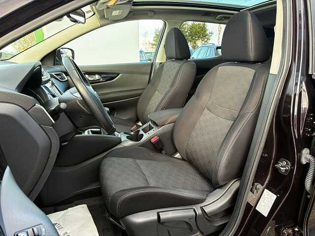 Nissan Qashqai 115PS 6-Gang*360°Cam*NAVI*AHK* 360