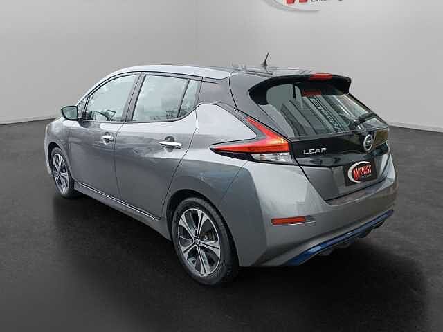 Nissan Leaf Acenta 40 kWh I-Key Sitzheizung R&uuml;ckfahrkamera CarPlay Klimaautomatik Acenta 40 kWh I-Key Sitzheizung R&uuml;ckfahrkamera CarPlay Klimaautomatik