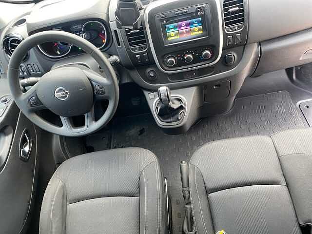 Nissan NV300 Kastenwagen L1H1 2,7t COMFORT 2 Navi Kastenwagen L1H1 2,7t COMFORT 2 Navi