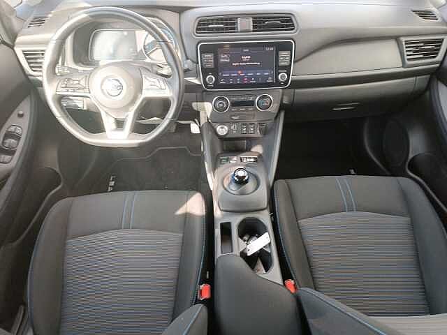 Nissan Leaf Acenta 40 kWh Winterpaket ACC R&uuml;ckfahrkamera AppleCarplay/AndroidAuto