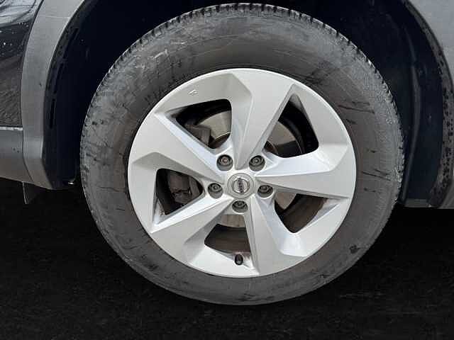 Nissan Qashqai Shiro 1.3 DIG-T 140PS AHK Quertr&auml;ger SHZ R&uuml;ckfahrkamera Navi