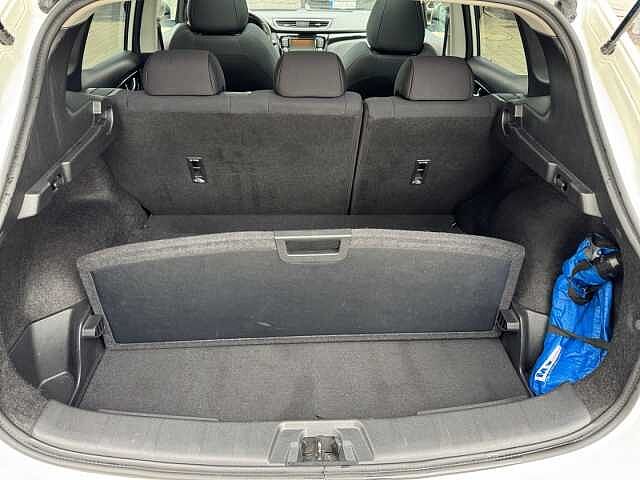 Nissan Qashqai N-Connecta Automatik Navi AHK 360 Kamera LED PGD Winterr&auml;der AppleCarpla