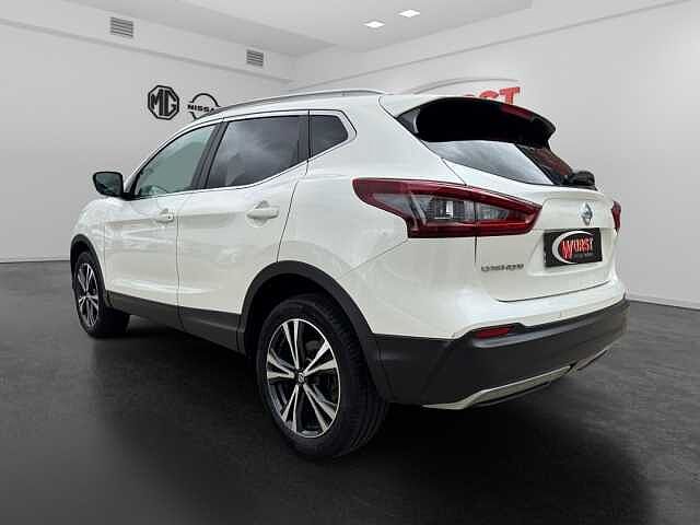 Nissan Qashqai N-Connecta Automatik Navi AHK 360 Kamera LED PGD Winterr&auml;der AppleCarpla