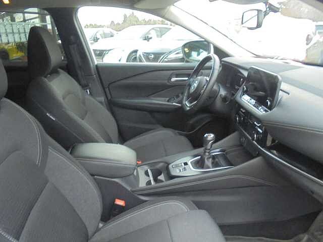 Nissan Qashqai 1.3DIG-T N-Connecta 6MT MHEV 158PS Winter Design