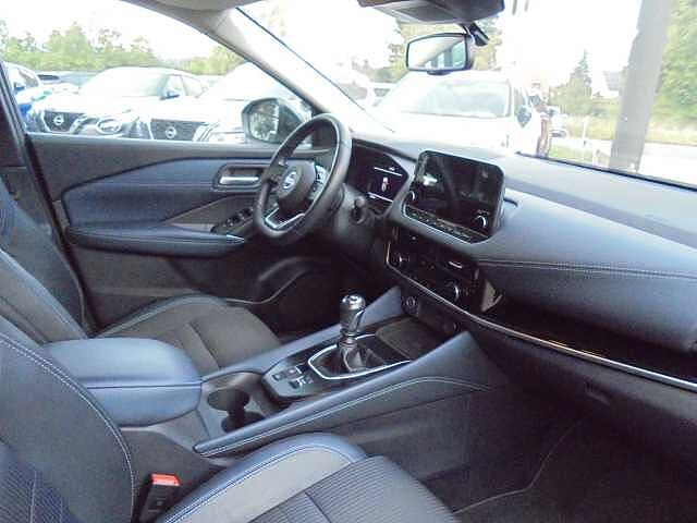 Nissan Qashqai 1.3 DIG-T MHEV Premiere Edition 6MT