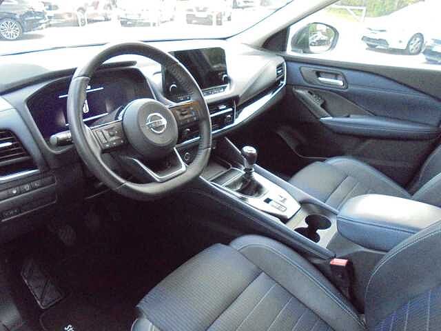 Nissan Qashqai 1.3 DIG-T MHEV Premiere Edition 6MT
