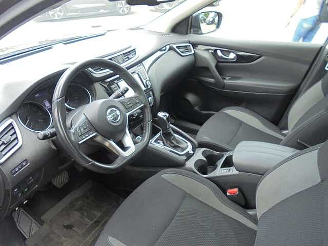 Nissan Qashqai Acenta 1.3 DIG-T Automatik DCT 160 PS