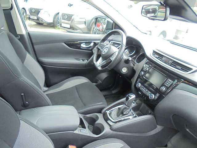 Nissan Qashqai Acenta 1.3 DIG-T Automatik DCT 160 PS