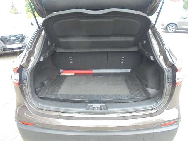 Nissan Qashqai Acenta 1.3 DIG-T Automatik DCT 160 PS