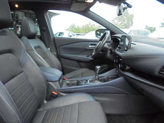 Nissan Qashqai Tekna 6MT 1.3DIG-T MHEV 4x2 Pano 360&deg; Allwetter