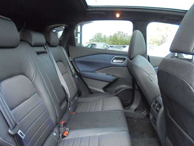 Nissan Qashqai Tekna 6MT 1.3DIG-T MHEV 4x2 Pano 360&deg; Allwetter