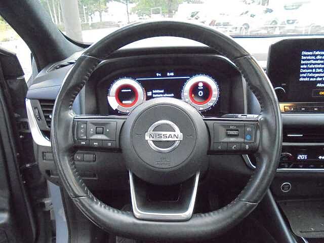 Nissan Qashqai Tekna 6MT 1.3DIG-T MHEV 4x2 Pano 360&deg; Allwetter