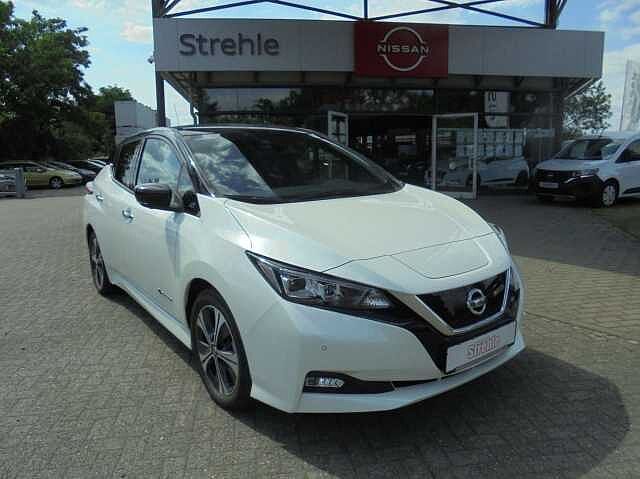 Nissan Leaf 40kWh Tekna 360&deg; Kamera, LED Paket, Winterpaket