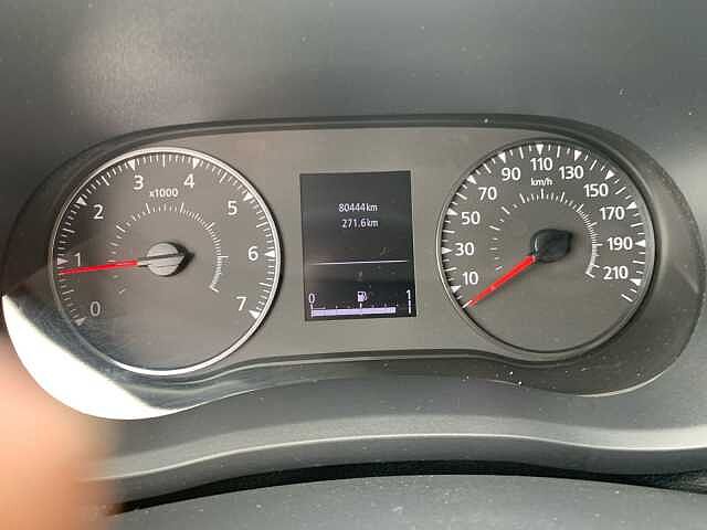 Nissan NV400 L2H2 Comfort Navi Kamera PDC DAB AHK 3,5 to. L2H2 Comfort Navi Kamera PDC DAB AHK 3,5 to.